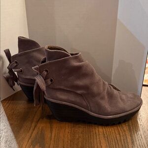 Fly London gray Suede Yama Wedge Ankle Bootie. Eu size 39. US size 8-8.5